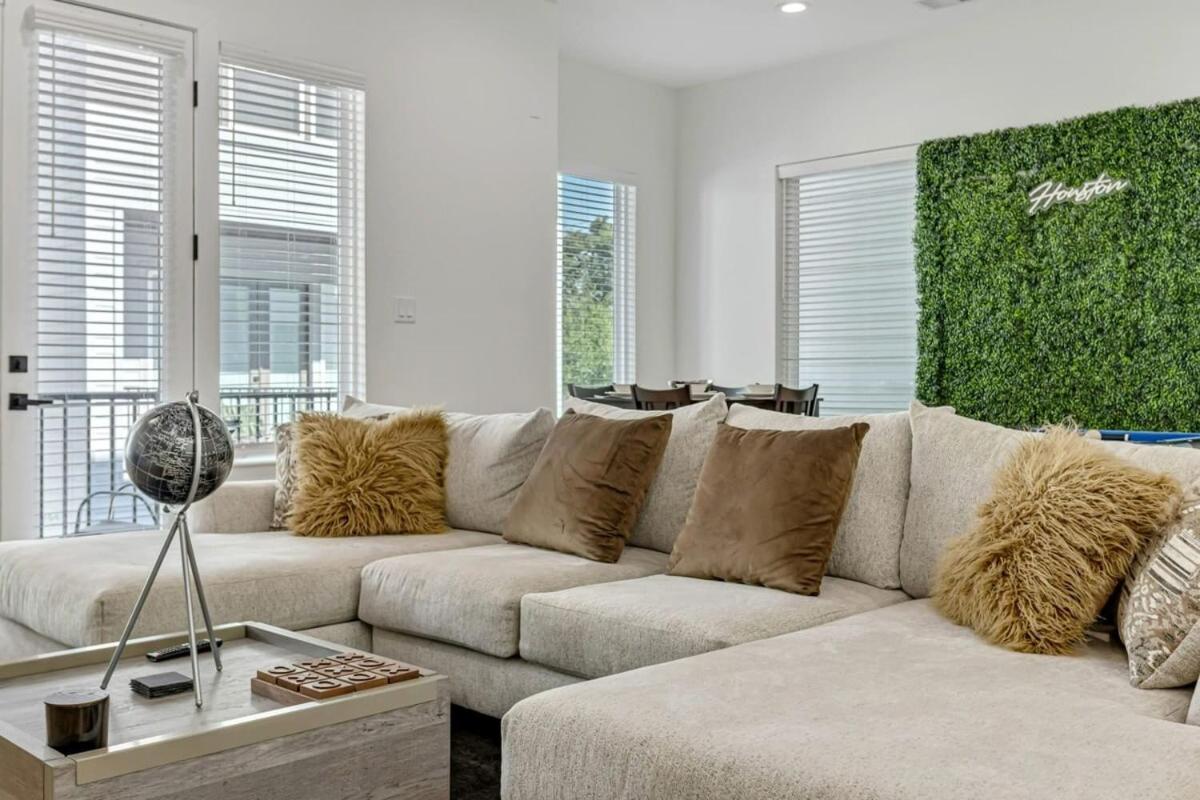 Modern 3Bd Retreat I Near Hotspots I Sleeps 12 Βίλα Χιούστον Εξωτερικό φωτογραφία